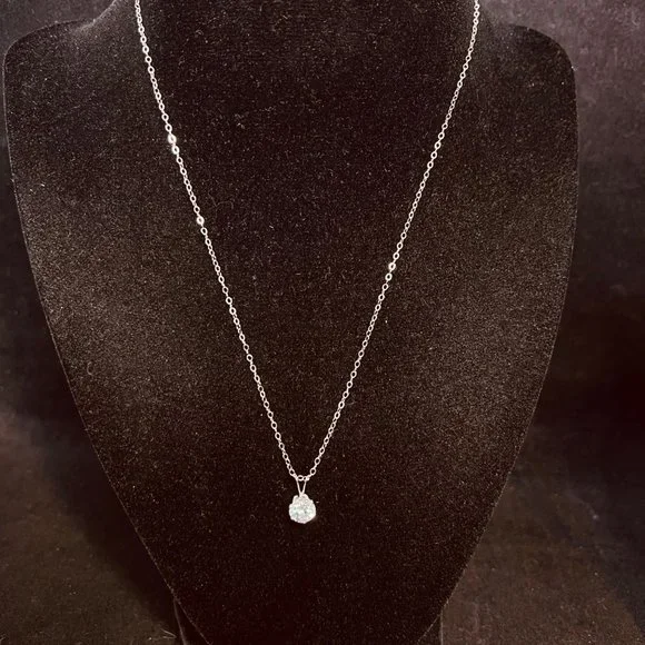 Silver Tone Cable Chain Necklace With Clear Glass Pendant & Earrings Set (3857) - Picture 5 of 10